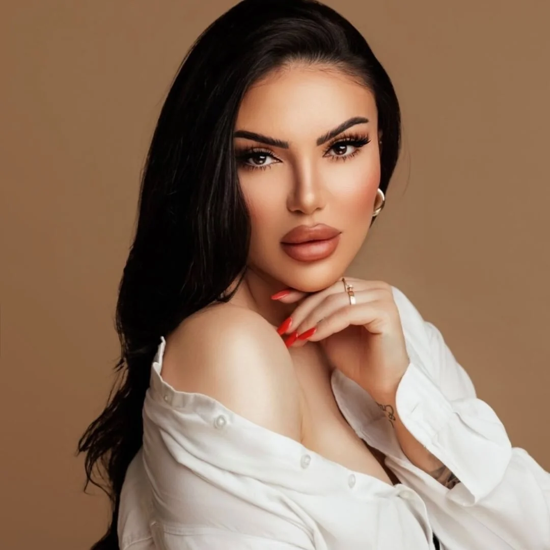 Özlem, Gründerin von Master of Beauty